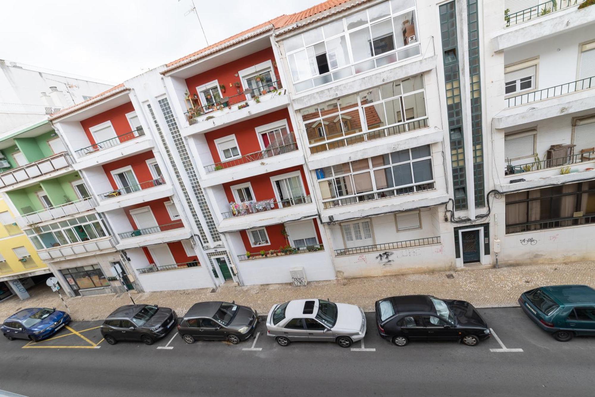 Golden Place - Cacilhas Apartment *
