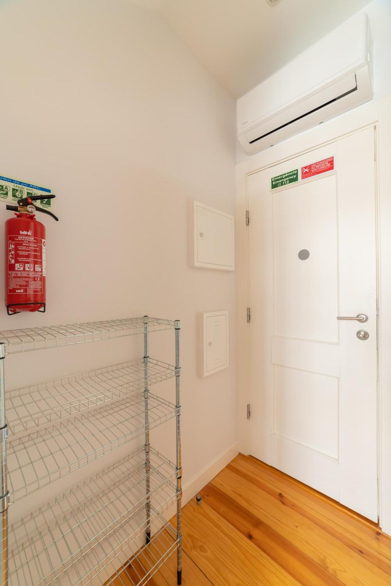 Golden Place - Cacilhas Apartment Almada