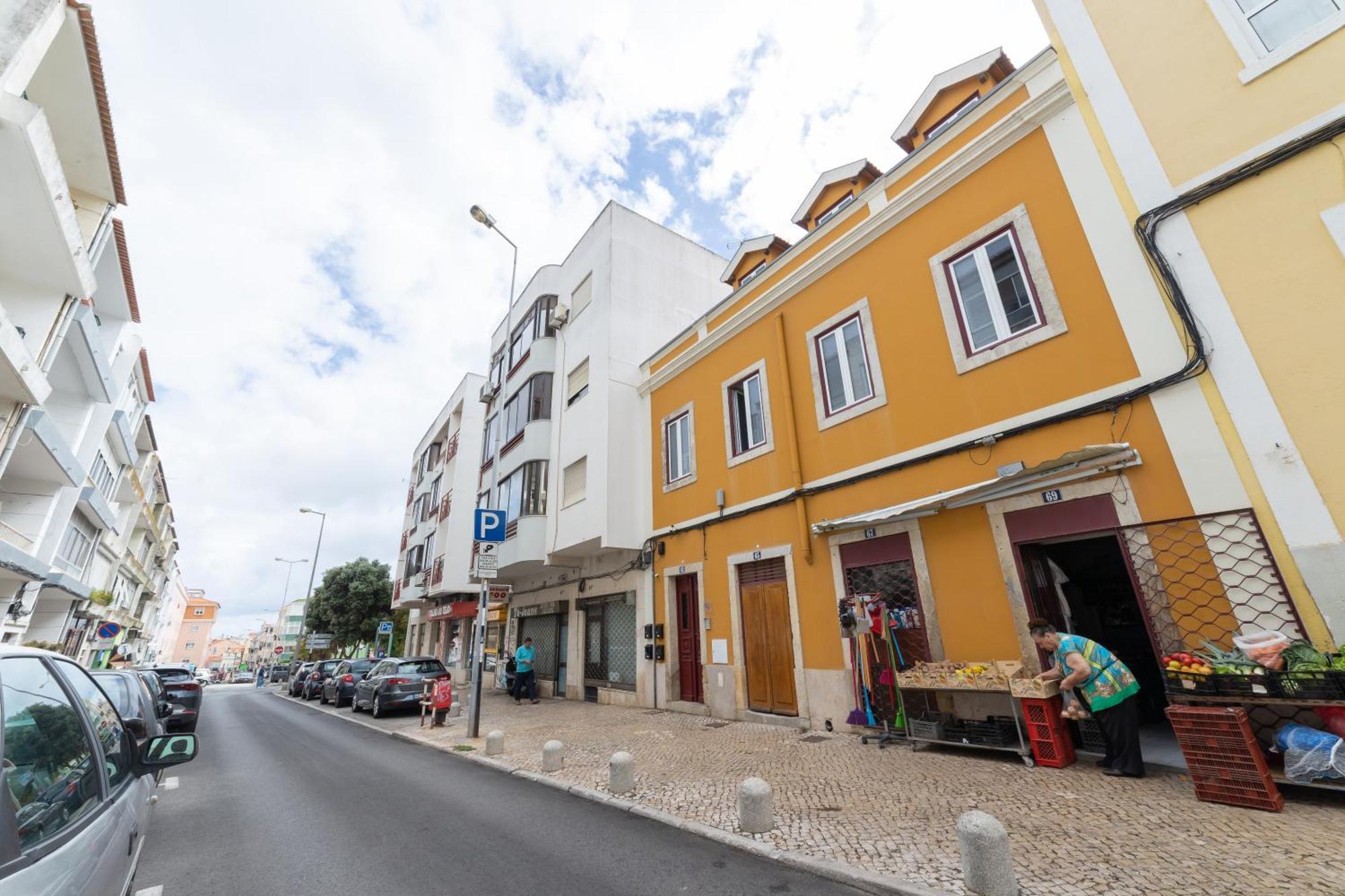 Golden Place - Cacilhas Apartment