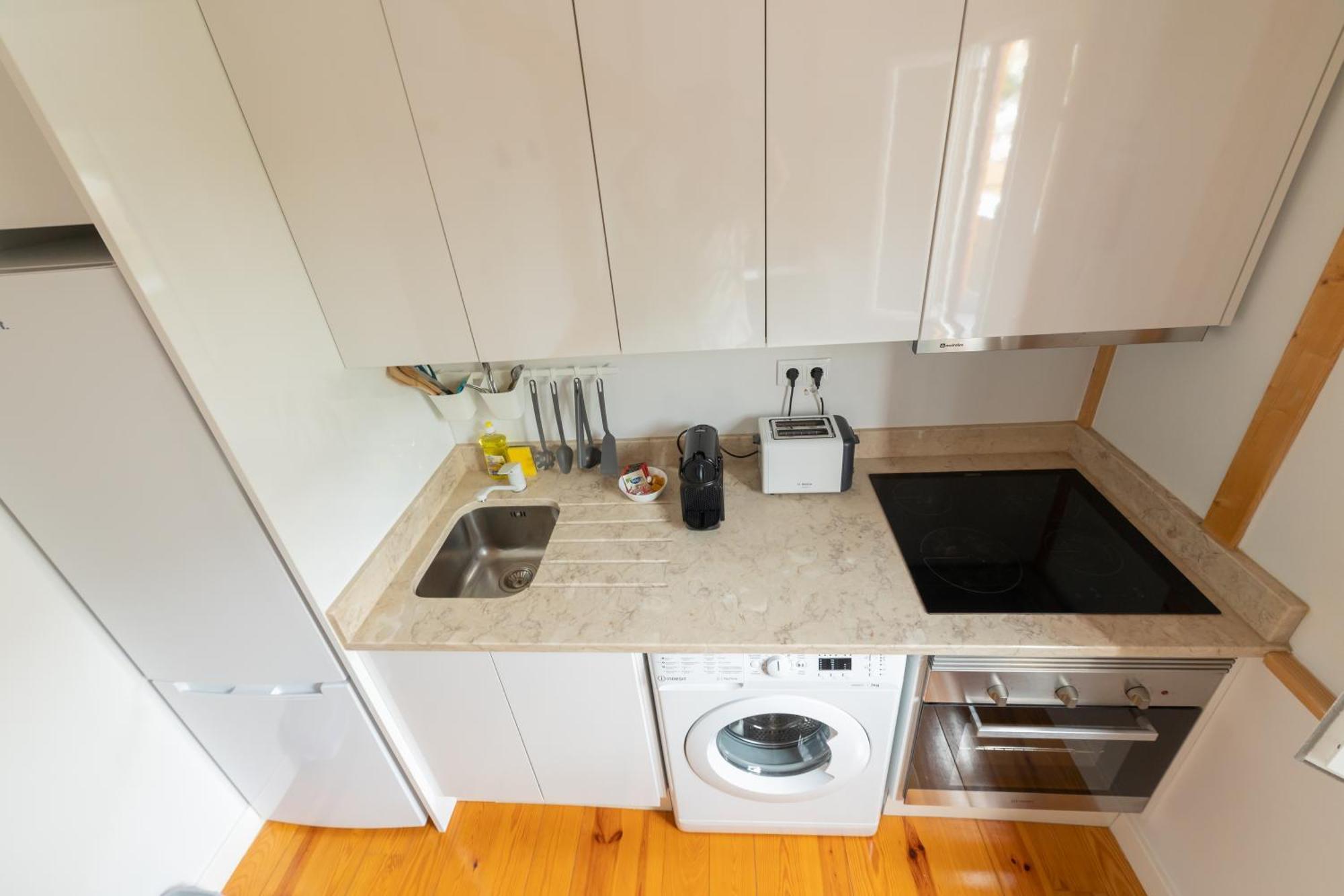 Golden Place - Cacilhas Apartment *