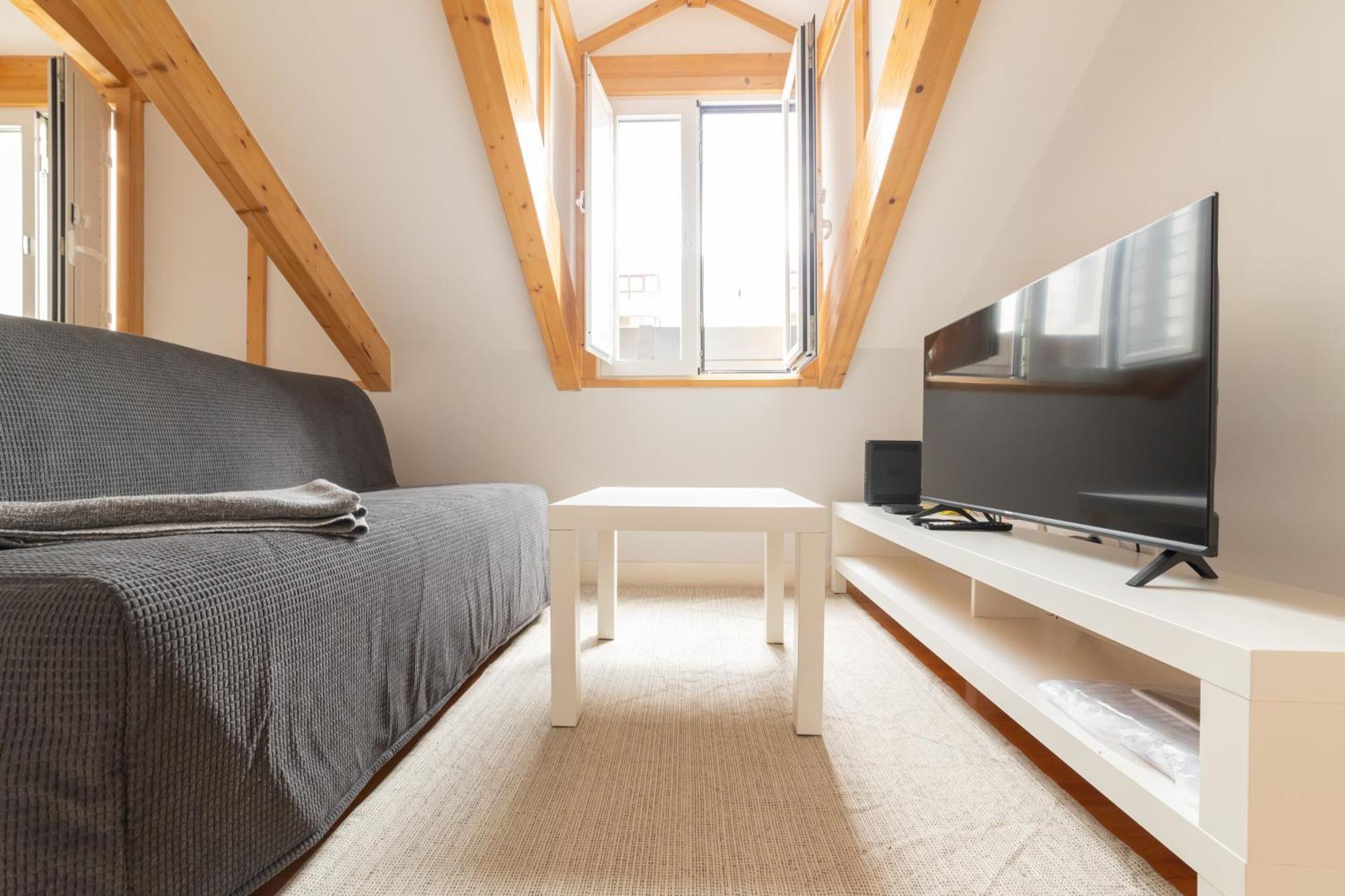 Golden Place - Cacilhas Apartment *